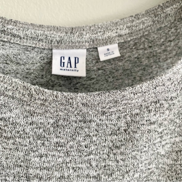 Gap Maternity Soft Grey Sleeveless Top Size Small - Picture 2 of 4